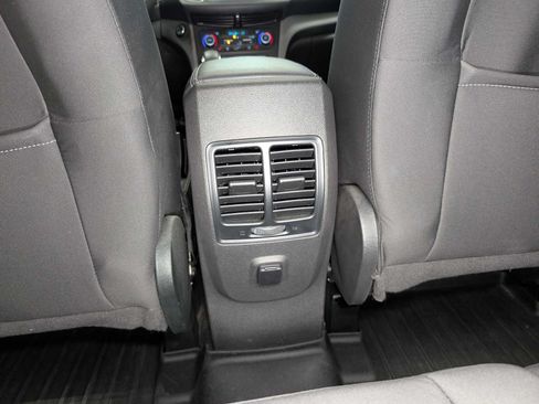 Used 2019 Ford Escape SE AWD/4WD image 20