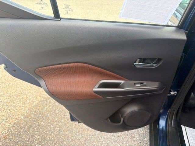 Used 2020 Nissan Kicks SR FWD image 14
