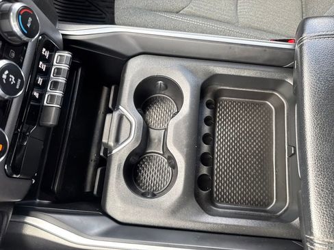 Used 2019 RAM 1500 Big Horn AWD/4WD image 35