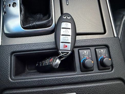 Used 2008 INFINITI M35 w/ Technology Pkg image 19