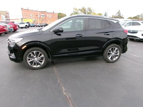 Used 2022 Buick Encore GX Select w/ Sport Touring Package image 1