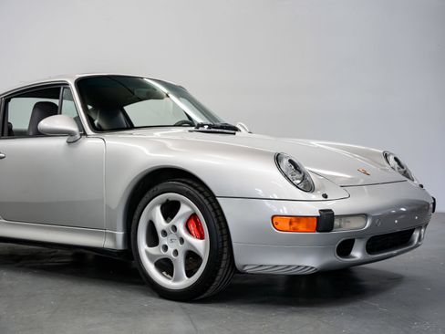 Used 1997 Porsche 911 Carrera 4S AWD/4WD image 41