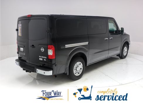Used 2016 Nissan NV 3500 SL RWD image 4