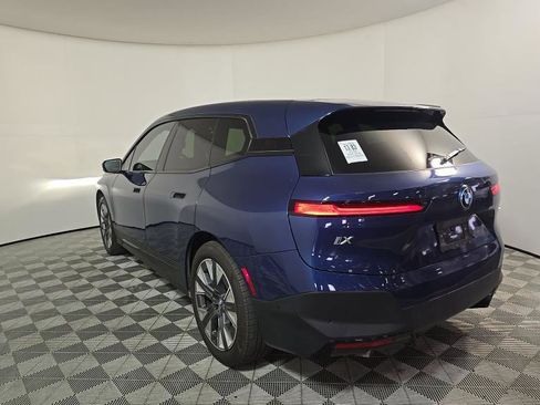 Used 2024 BMW iX xDrive50 w/ Premium Package AWD/4WD image 13