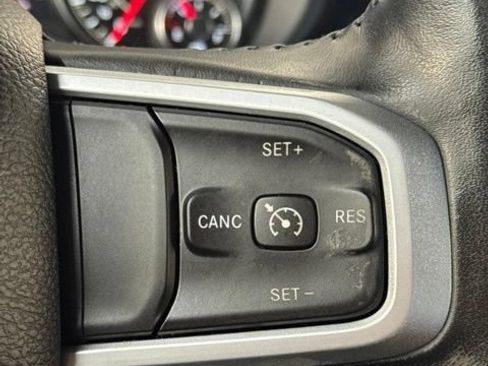 Used 2021 RAM 1500 Big Horn AWD/4WD image 12