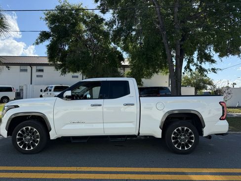 Used 2022 Toyota Tundra Limited AWD/4WD image 5