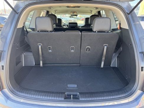 Certified 2024 Kia Telluride LX image 11