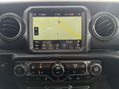 Used 2021 Jeep Wrangler Unlimited Sahara image 8