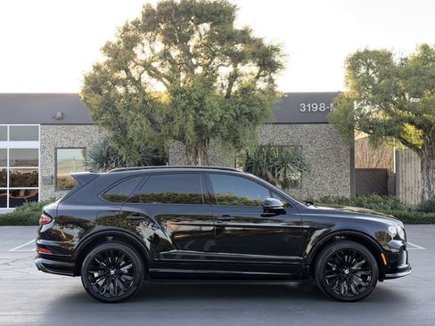 Used 2021 Bentley Bentayga Speed AWD/4WD image 7