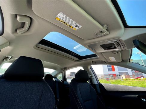 Used 2025 Honda Accord SE image 13