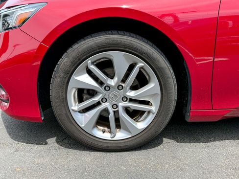 Used 2018 Honda Accord LX image 11
