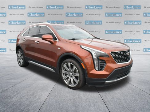 Used 2019 Cadillac XT4 Premium Luxury w/ Cold Weather Package AWD/4WD image 18
