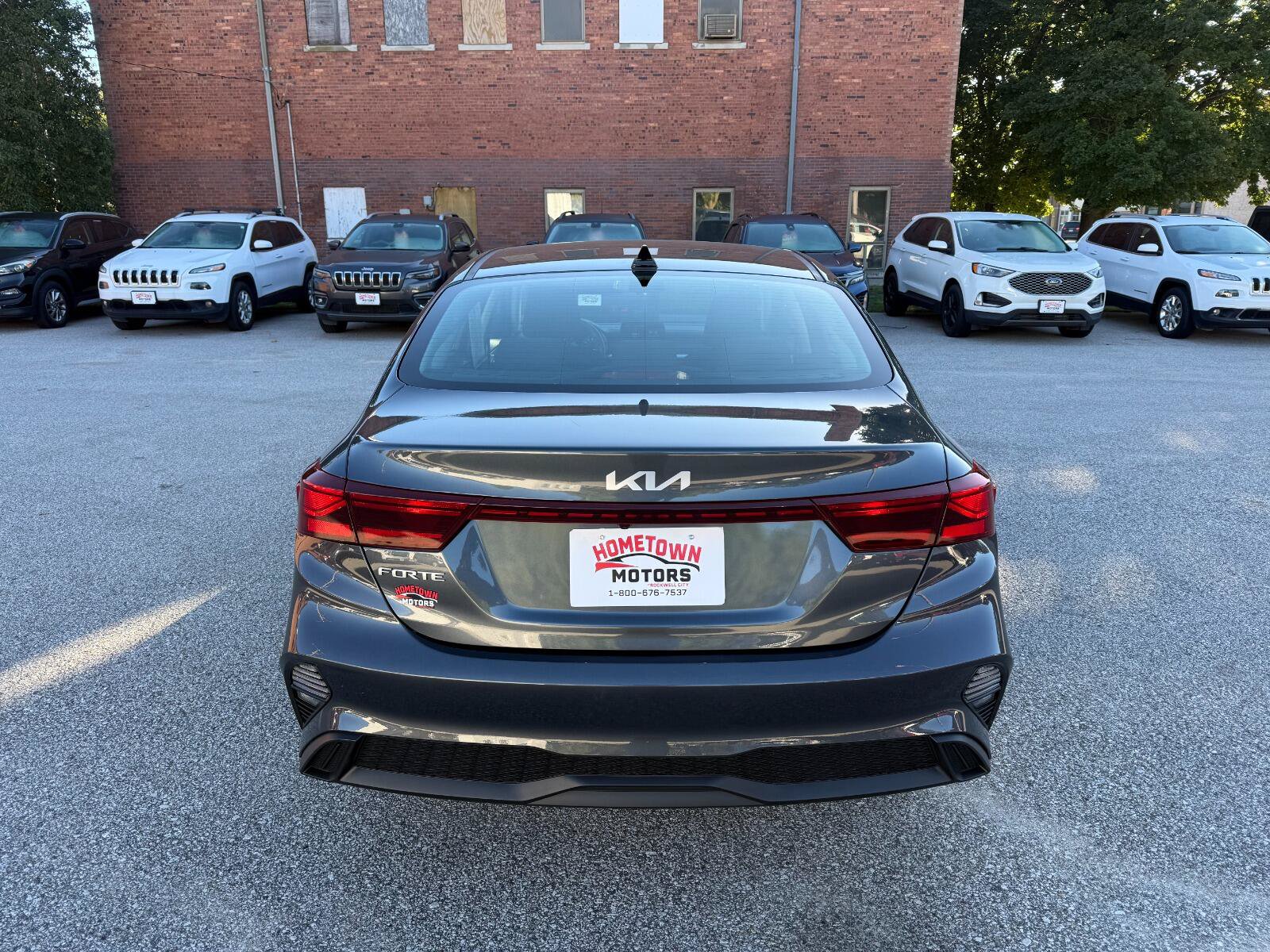 Used 2023 Kia Forte LXS FWD image 6