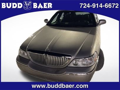Used 2007 Lincoln Town Car Signature Limited