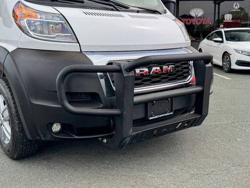 Used 2019 RAM ProMaster 3500 w/ Premium Appearance Group FWD image 9