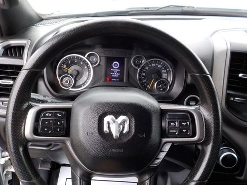 Used 2022 RAM 2500 Tradesman w/ Chrome Appearance Group image 16