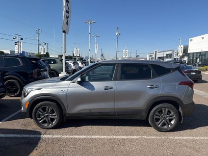 Certified 2023 Kia Seltos LX