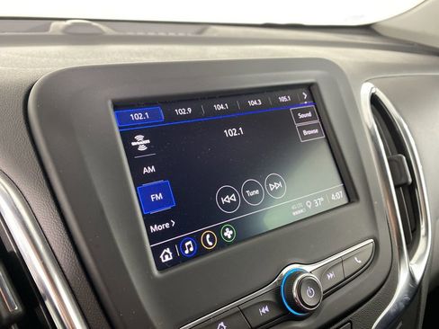 Used 2023 Chevrolet Equinox LT image 16