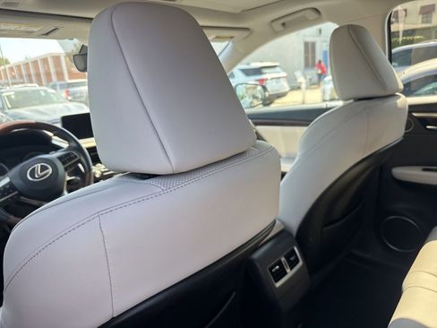 Used 2022 Lexus RX 450h AWD w/ Premium Package image 8