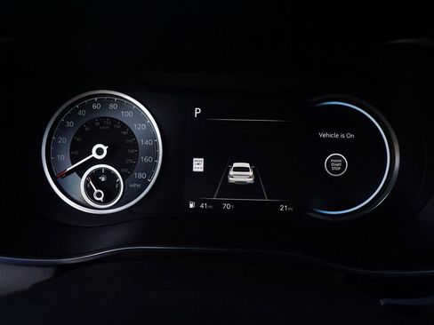 Certified 2025 Genesis G70 3.3T Advanced w/ Sport Prestige Package image 8