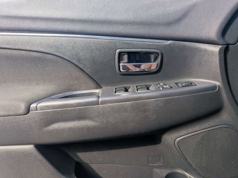 Used 2016 Mitsubishi Outlander Sport SE image 21