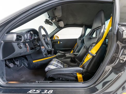 Used 2011 Porsche 911 GT3 RS RWD image 82