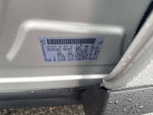 Used 2025 Nissan Rogue SV image 20