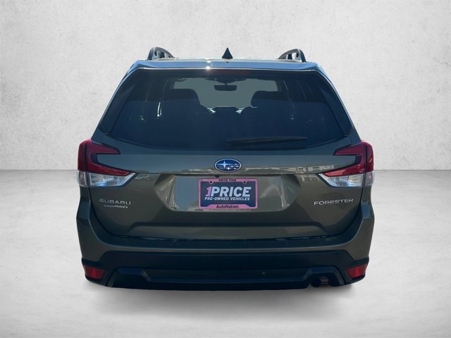 Certified 2024 Subaru Forester Premium AWD/4WD image 6