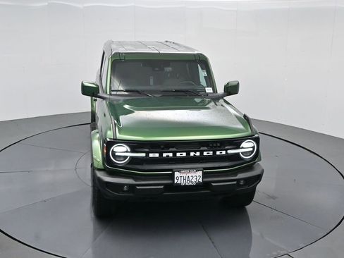 Used 2025 Ford Bronco Outer Banks image 52