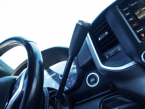 Used 2020 RAM 3500 Big Horn w/ Night Edition image 38