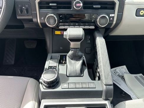 New 2026 Toyota Tacoma Limited AWD/4WD image 21