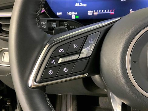 Used 2025 Buick Enclave Sport Touring image 18