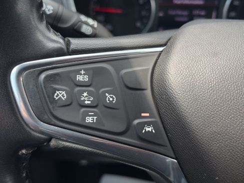 Used 2020 Chevrolet Equinox LT AWD/4WD image 17