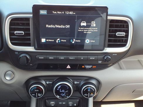 Used 2026 Hyundai Venue SEL image 23