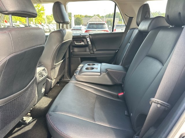 Used 2023 Toyota 4Runner TRD Off-Road Premium w/ Moonroof Package AWD/4WD image 18