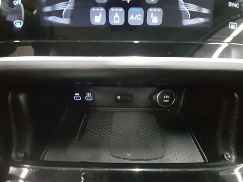 Used 2025 Genesis GV80 2.5T Standard AWD/4WD image 35