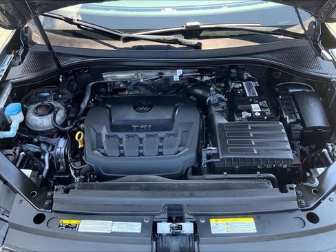Used 2022 Volkswagen Tiguan SE R-Line AWD/4WD image 19
