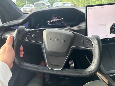 Used 2022 Tesla Model X AWD/4WD image 15