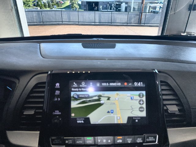 Used 2024 Honda Odyssey Touring image 18