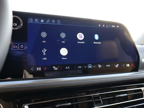 New 2026 Chevrolet Traverse LT w/ Driver Confidence Package image 21