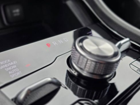 Used 2024 Jeep Grand Cherokee L Overland w/ Advanced Protech Group III image 36