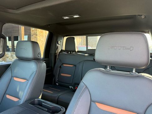 Used 2024 GMC Sierra 2500 AT4 w/ AT4 Premium Plus Package image 14