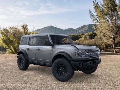 New 2026 Ford Bronco Badlands w/ Sasquatch Package AWD/4WD image 7