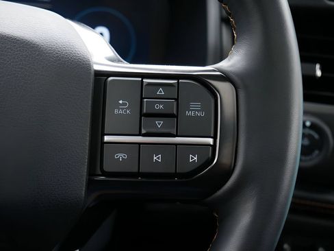 Used 2024 Ford Expedition Platinum AWD/4WD image 21