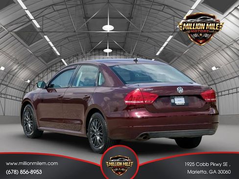 Used 2013 Volkswagen Passat 2.5 S FWD image 10
