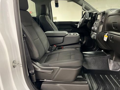 New 2026 GMC Sierra 2500 Pro w/ Convenience Package image 13