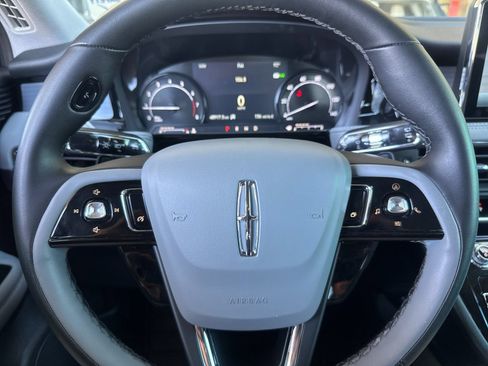 Used 2022 Lincoln Corsair FWD image 27