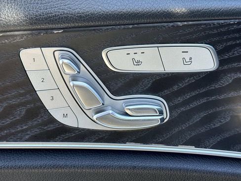 Used 2018 Mercedes-Benz E 300 E 300 image 24