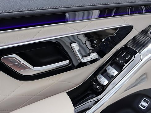 New 2025 Mercedes-Benz S 580 4MATIC Sedan image 47