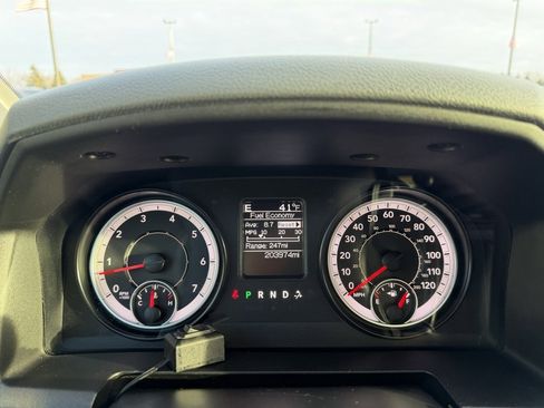 Used 2016 RAM 2500 Big Horn image 36